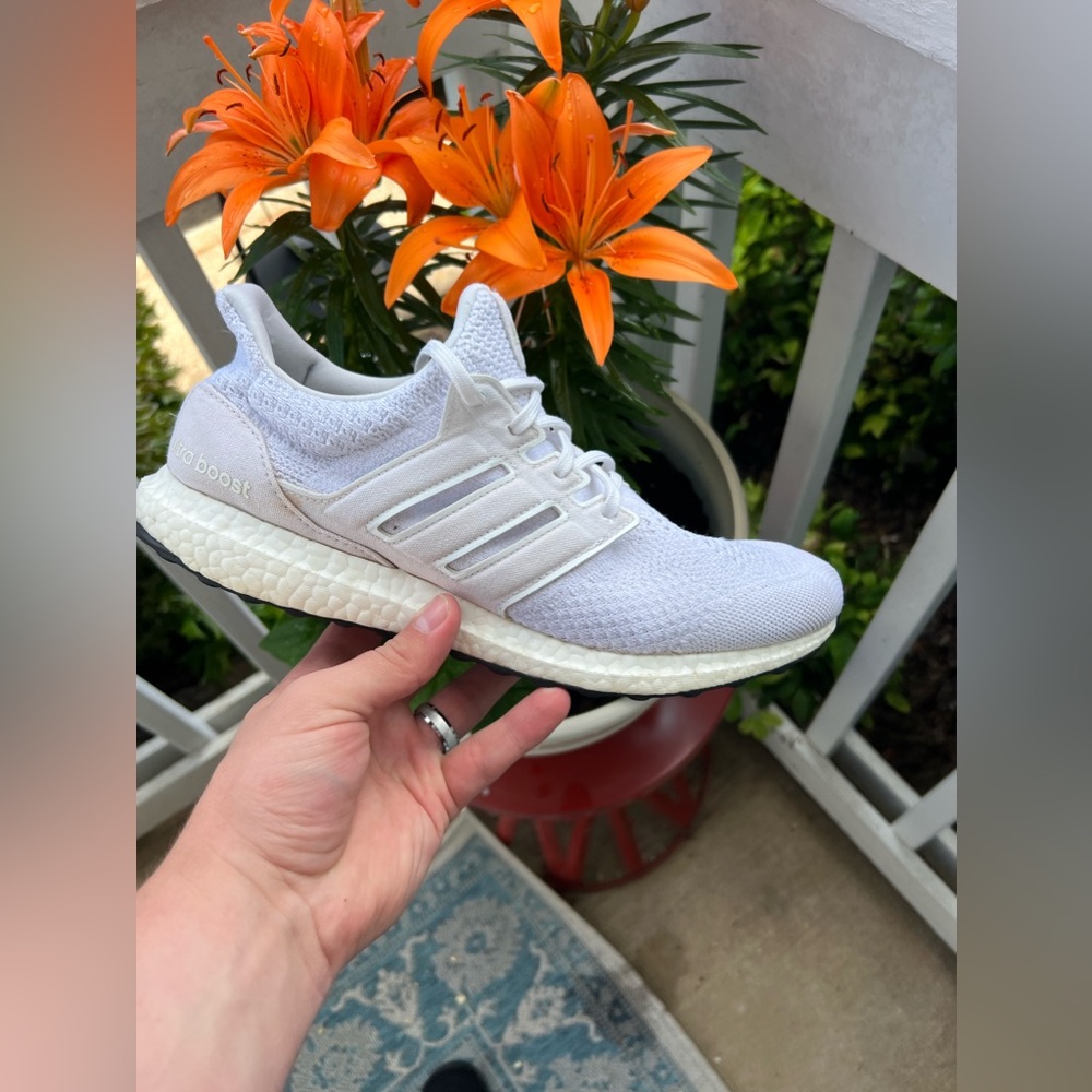 Adidas Ultraboost, Size 11W, PreOwned.